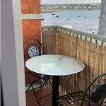 The Lifeboat & Seaview Terrace Lejlighed Skerries