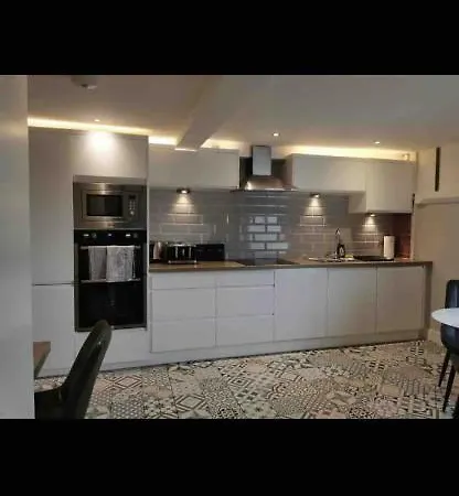 The Lifeboat & Seaview Terrace Διαμέρισμα Skerries