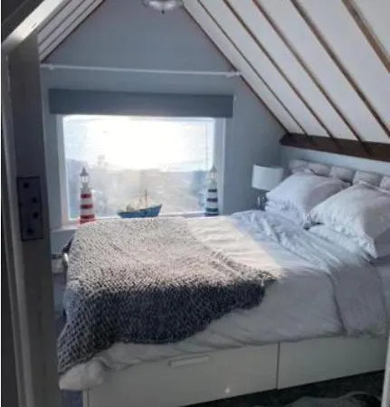 The Lifeboat & Seaview Terrace Appartement