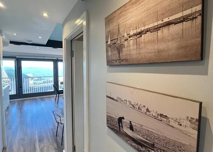 Апартаменты The Lifeboat & Seaview Terrace *