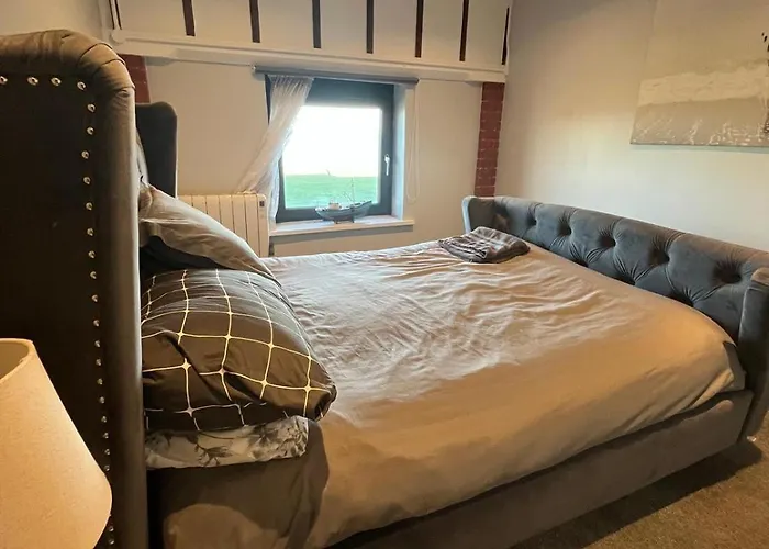 The Lifeboat & Seaview Terrace