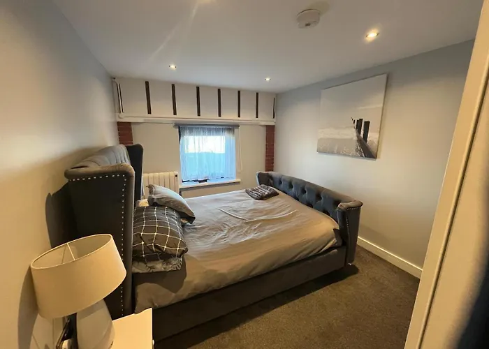 The Lifeboat & Seaview Terrace Апартаменты