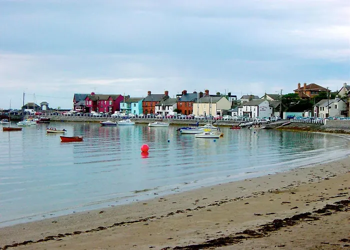 The Lifeboat & Seaview Terrace *